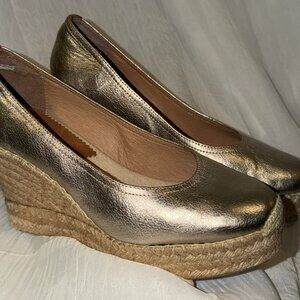 Penelope Chilvers Champagne Espadrille Platform Wedge - size 39